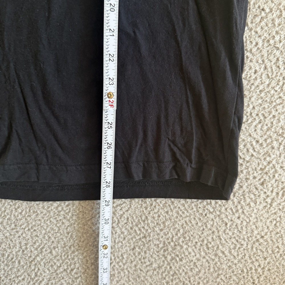 Red Jacket Shirt Mens Medium Black Long Sleeve Crewneck Basic Tee Casual Cotton - Picture 6 of 8